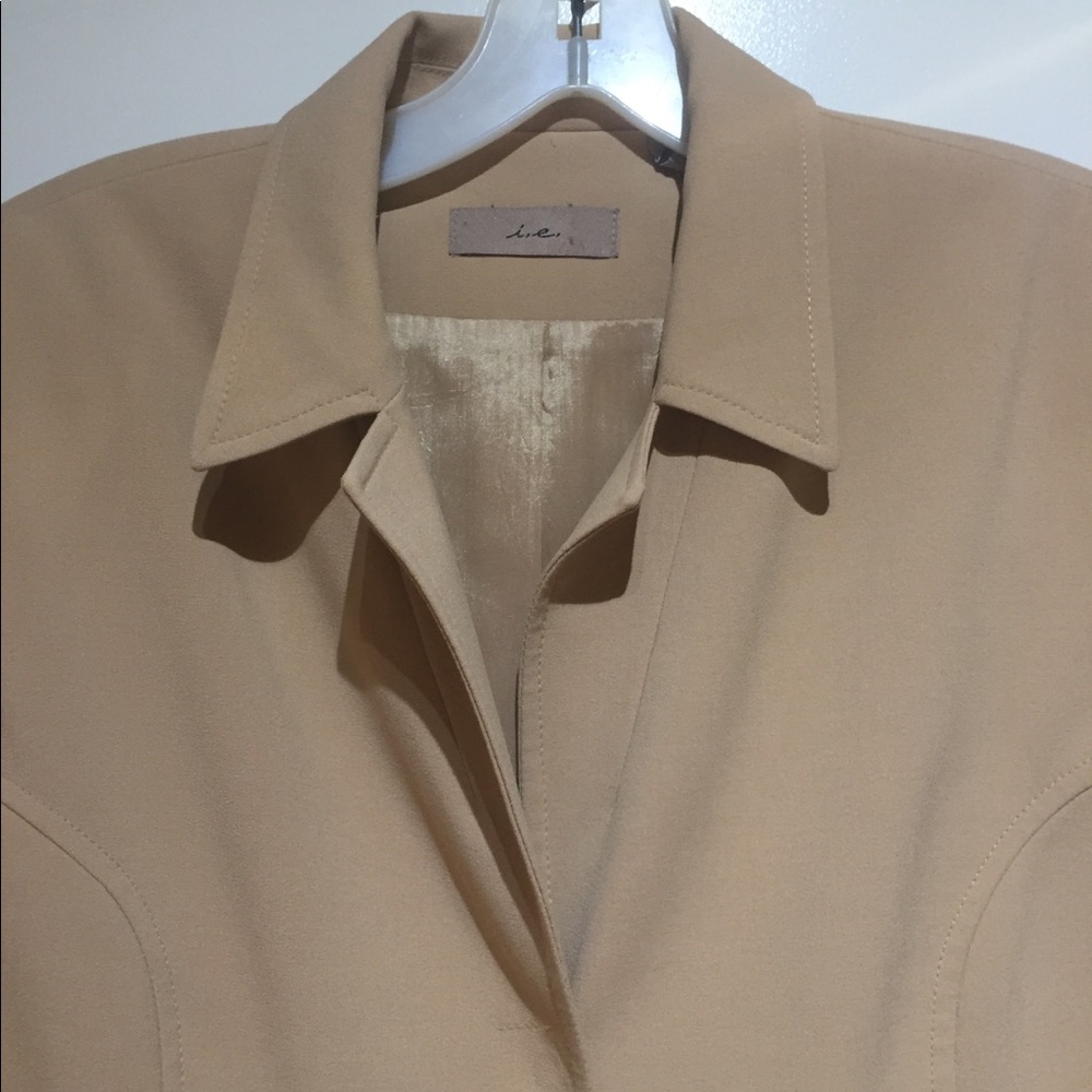 Camel cropped blazer, Day/night! Stretch fabric!